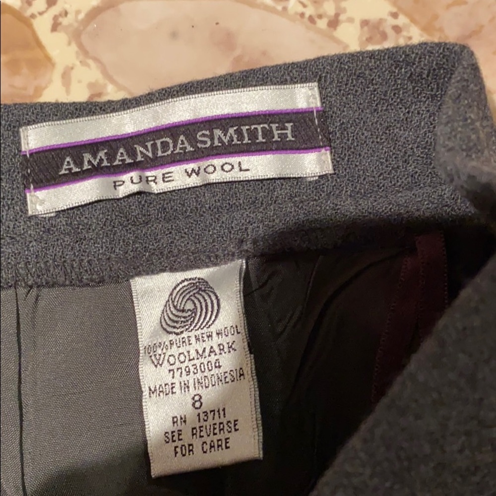 Skirt - Picture 2 of 2